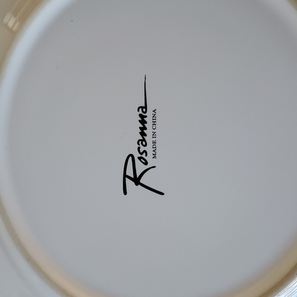 EASTER TWO 8" PLATES - Picture 3 of 3